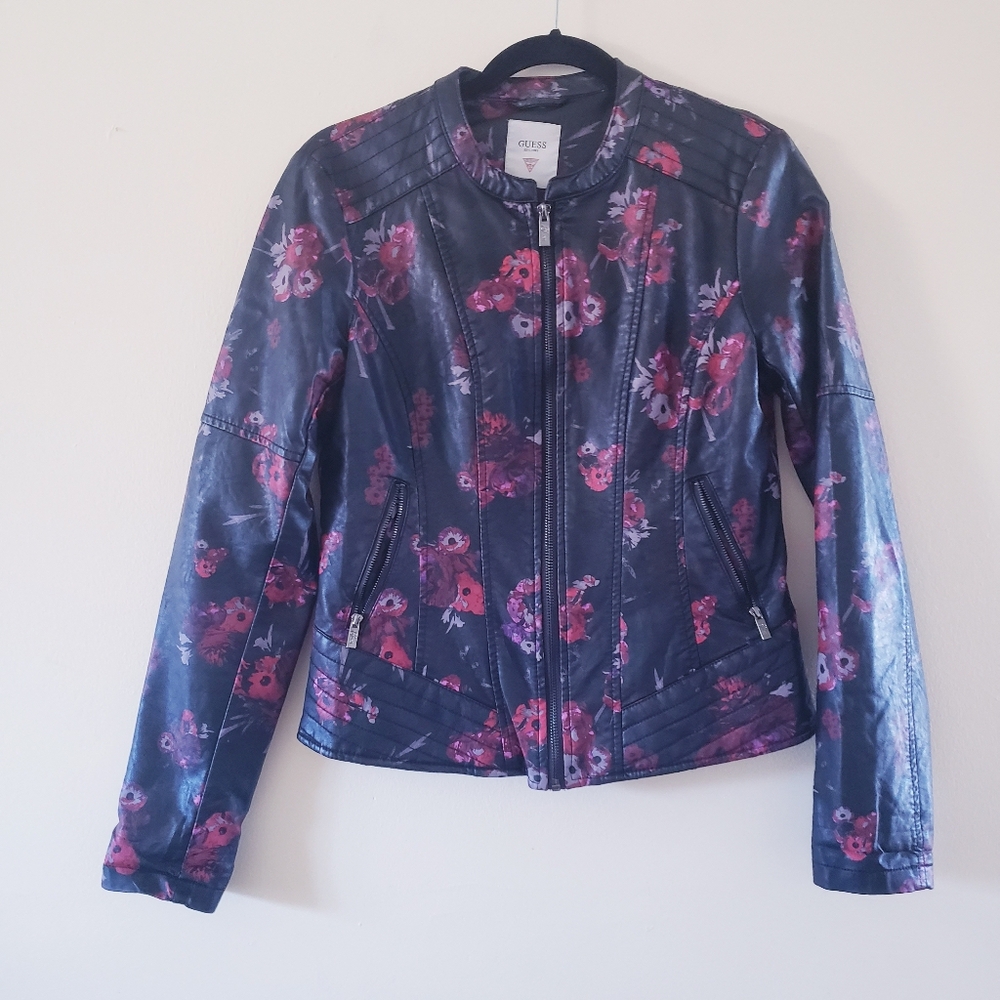 🏷GUESS Faux Leather Floral Motto Jacket - M